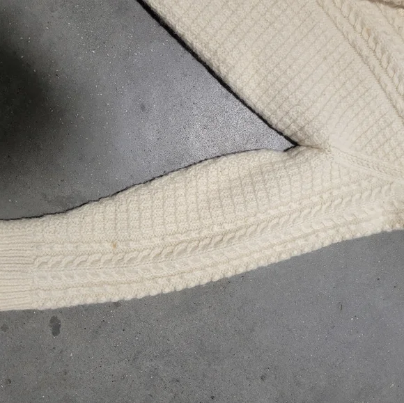 Vintage wool cableknit mens small women's medium sweater - Picture 4 of 12